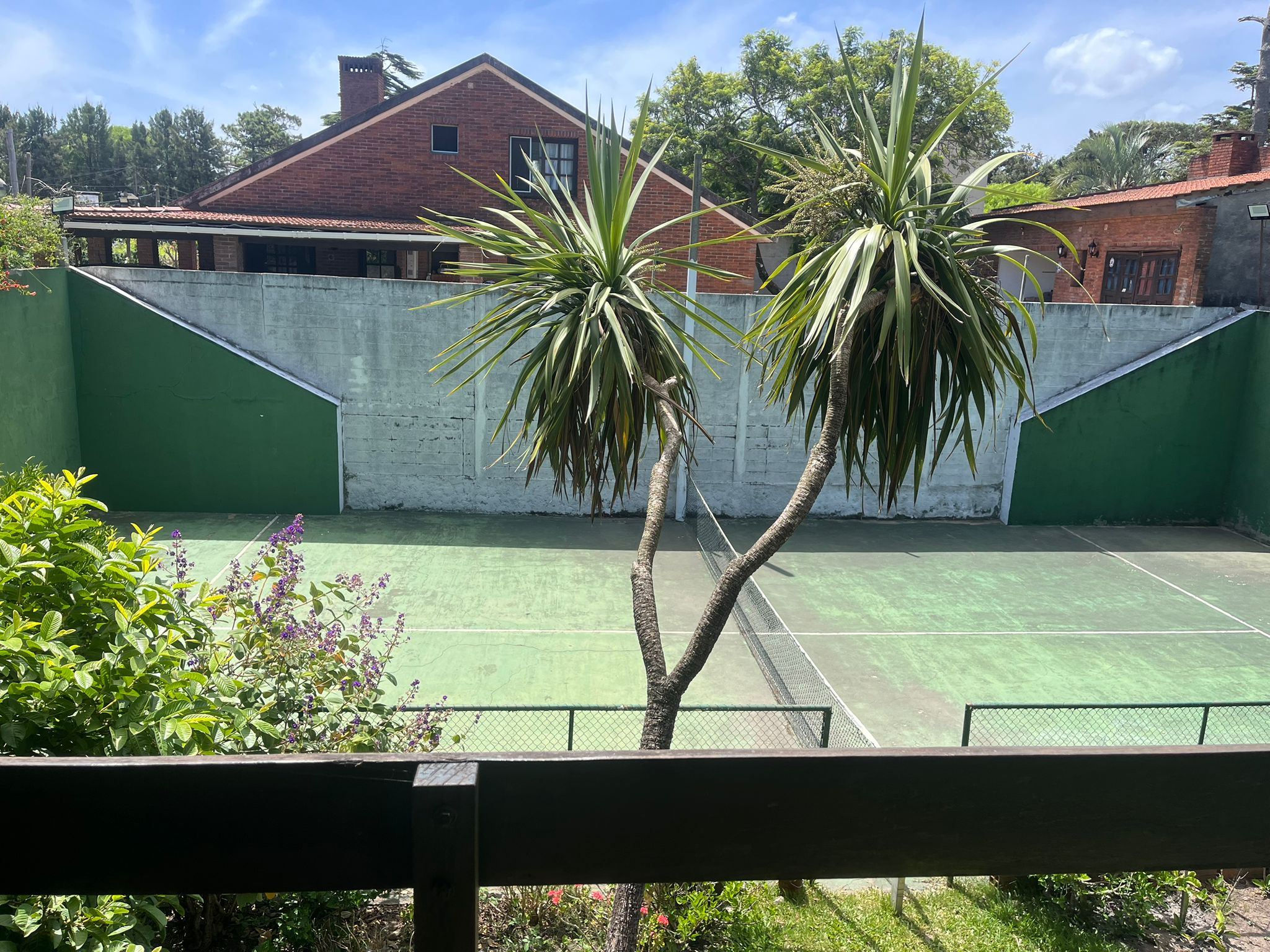 Casa en venta en Barrio Nuevo Cantegril. U$D 600.000